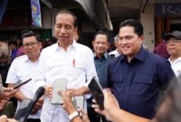 Presiden Joko Widodo saat meninjau Pasar Senggol Kota Dumai, Provinsi Riau pada Sabtu (1/6/2024). (Dok. Tim Komunikasi Bapanas)