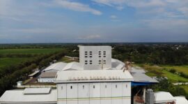 PT Sang Hyang Seri, anggota BUMN Klaster Pangan ID FOOD dan Perum Bulog menjalin kerja sama. (Dok. Ptsanghyangseri.co.id)