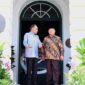 Momen akrab antara Presiden Republik Indonesia Indonesia, Prabowo Subianto dan Perdana Menteri Malaysia, Anwar Ibrahim. (Facebook.com @Setkab RI)